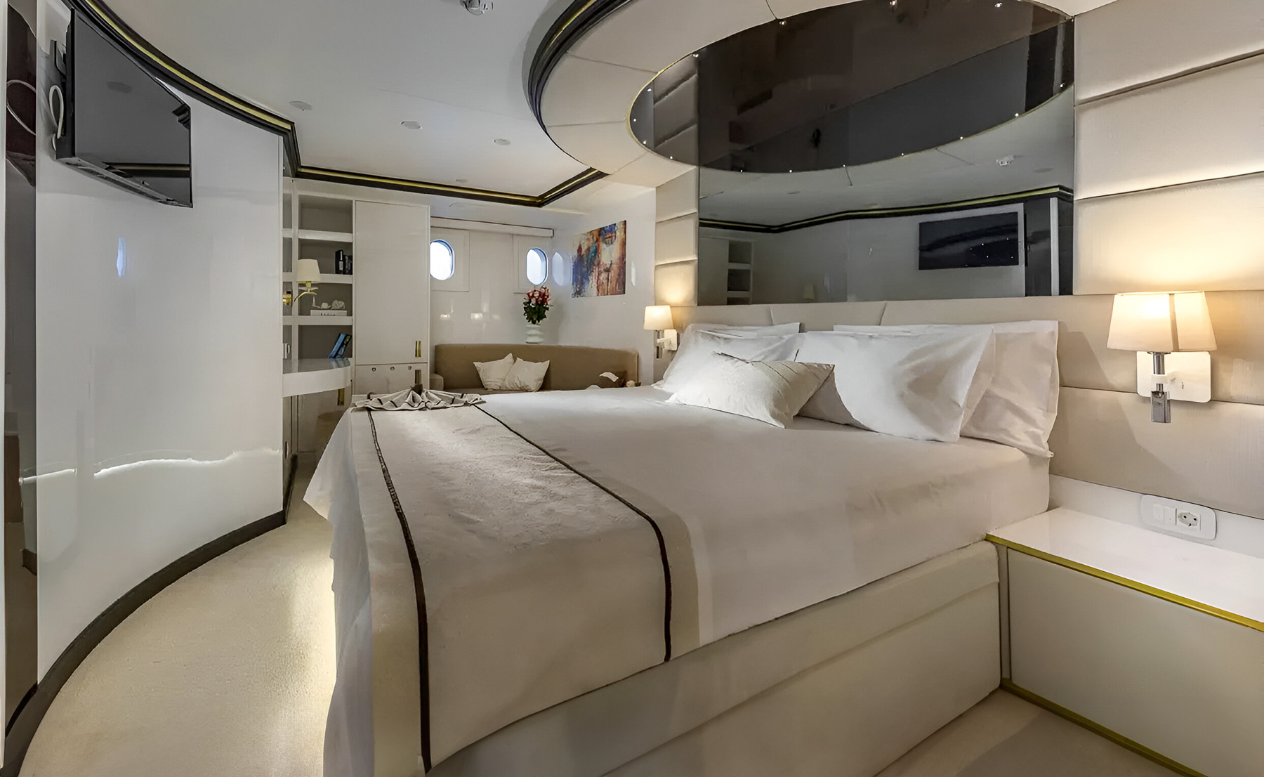 Guest cabin onboard the Aurum Sky luxury yacht in Croatia