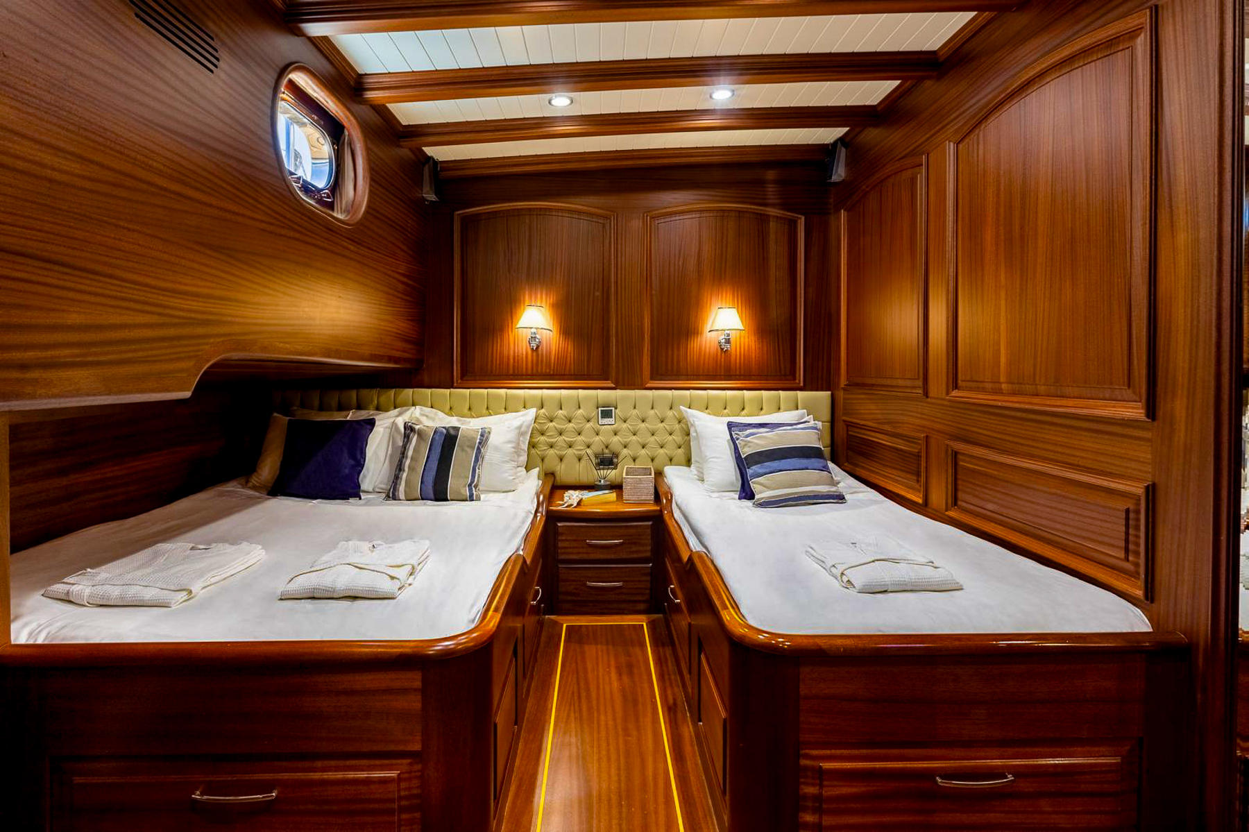 Twin cabin onboard the Caner IV luxury gulet in Turkey