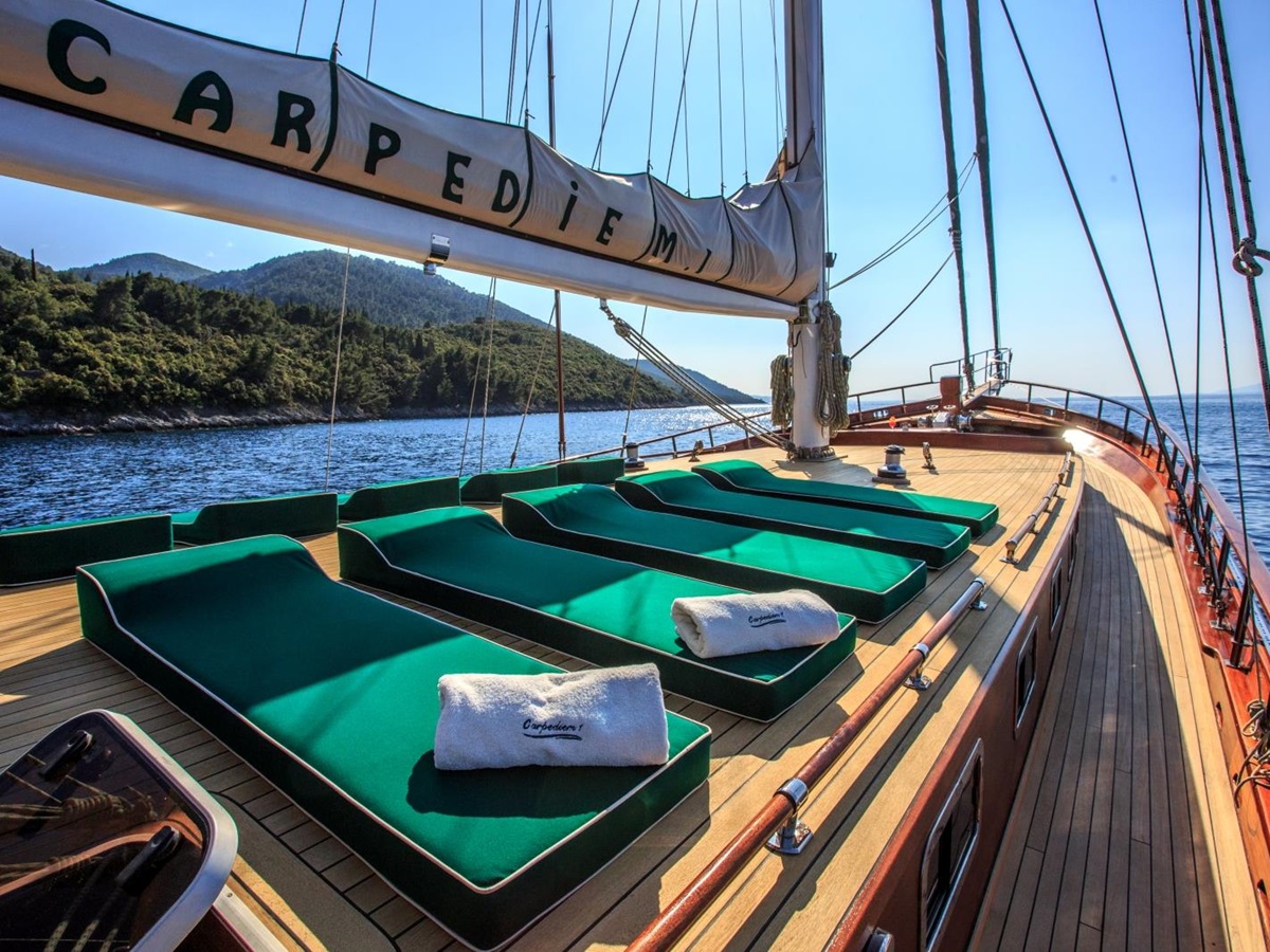 Loungers and towels onboard the luxury gulet Carpe Diem 7