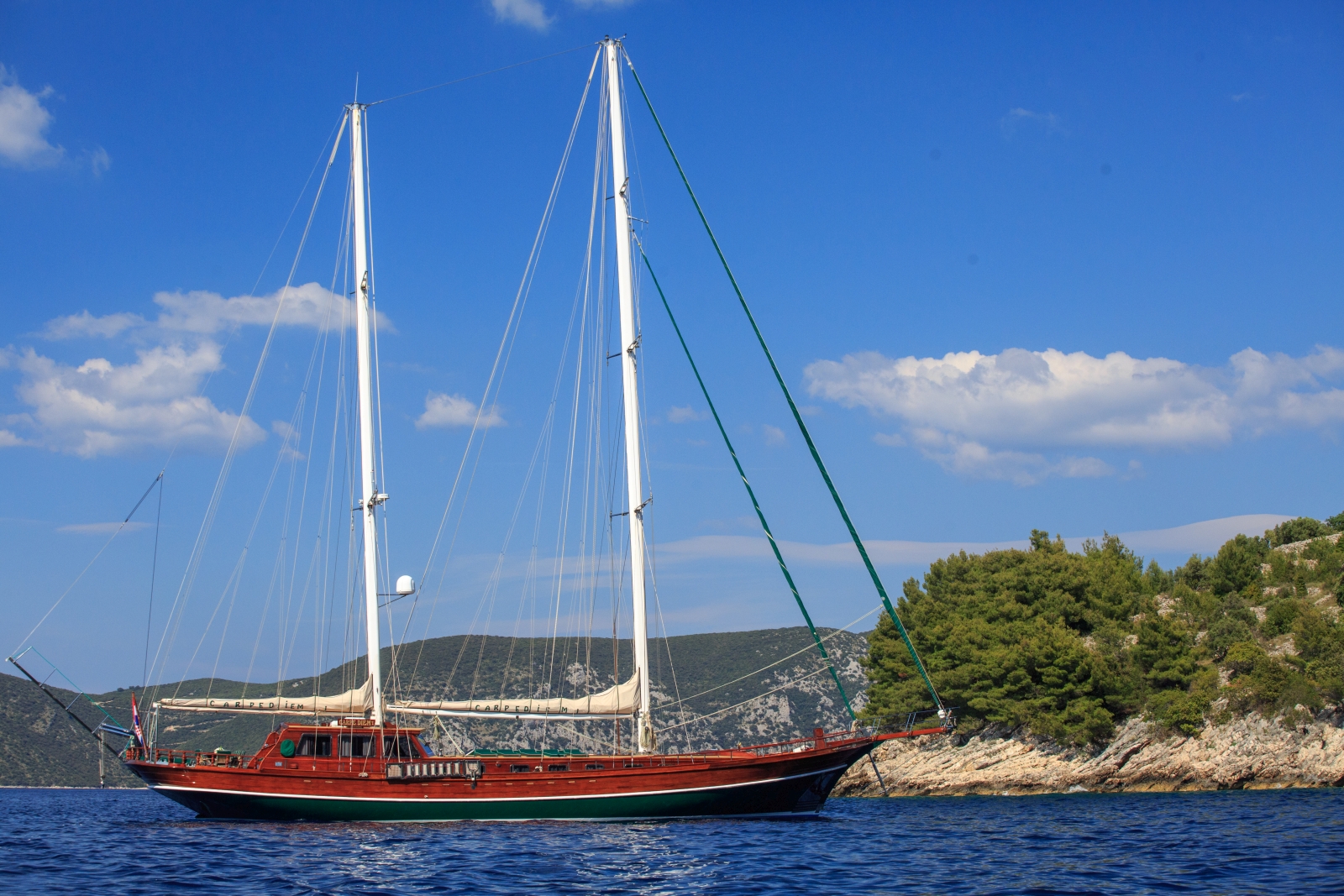 Side view of the luxury gulet Carpe Diem 7