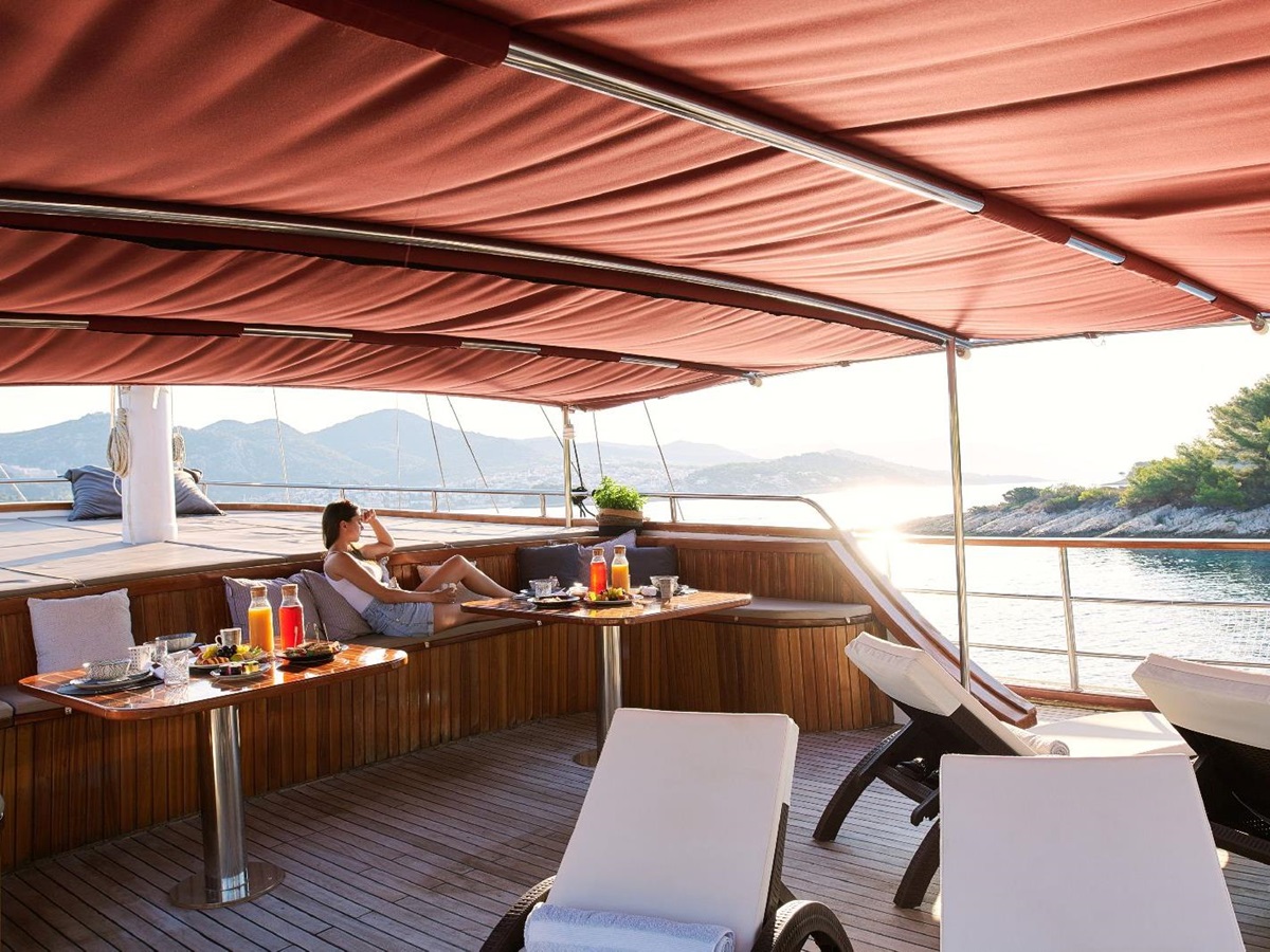 Breakfast on deck on board the motor yacht Cataleya in Croatia