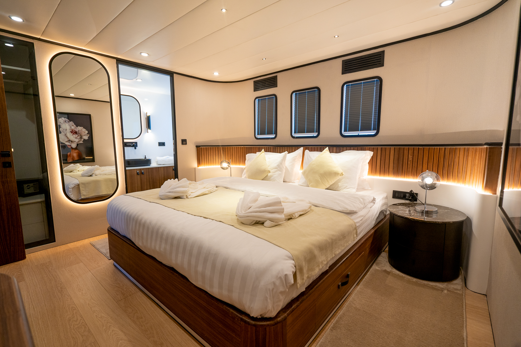 Double cabin onboard the De Love luxury motor sailer in Turkey