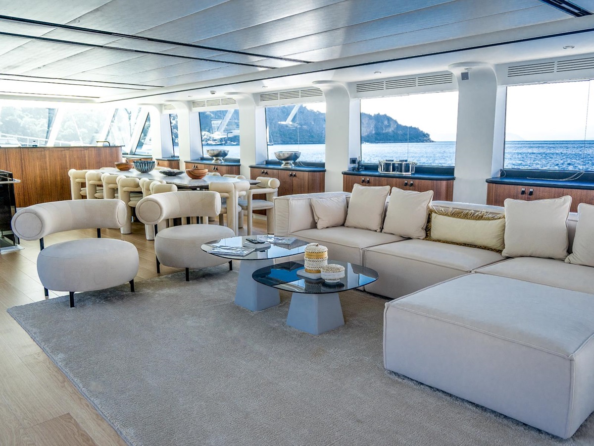 Saloon lounge onboard the De Love luxury motor sailer in Turkey