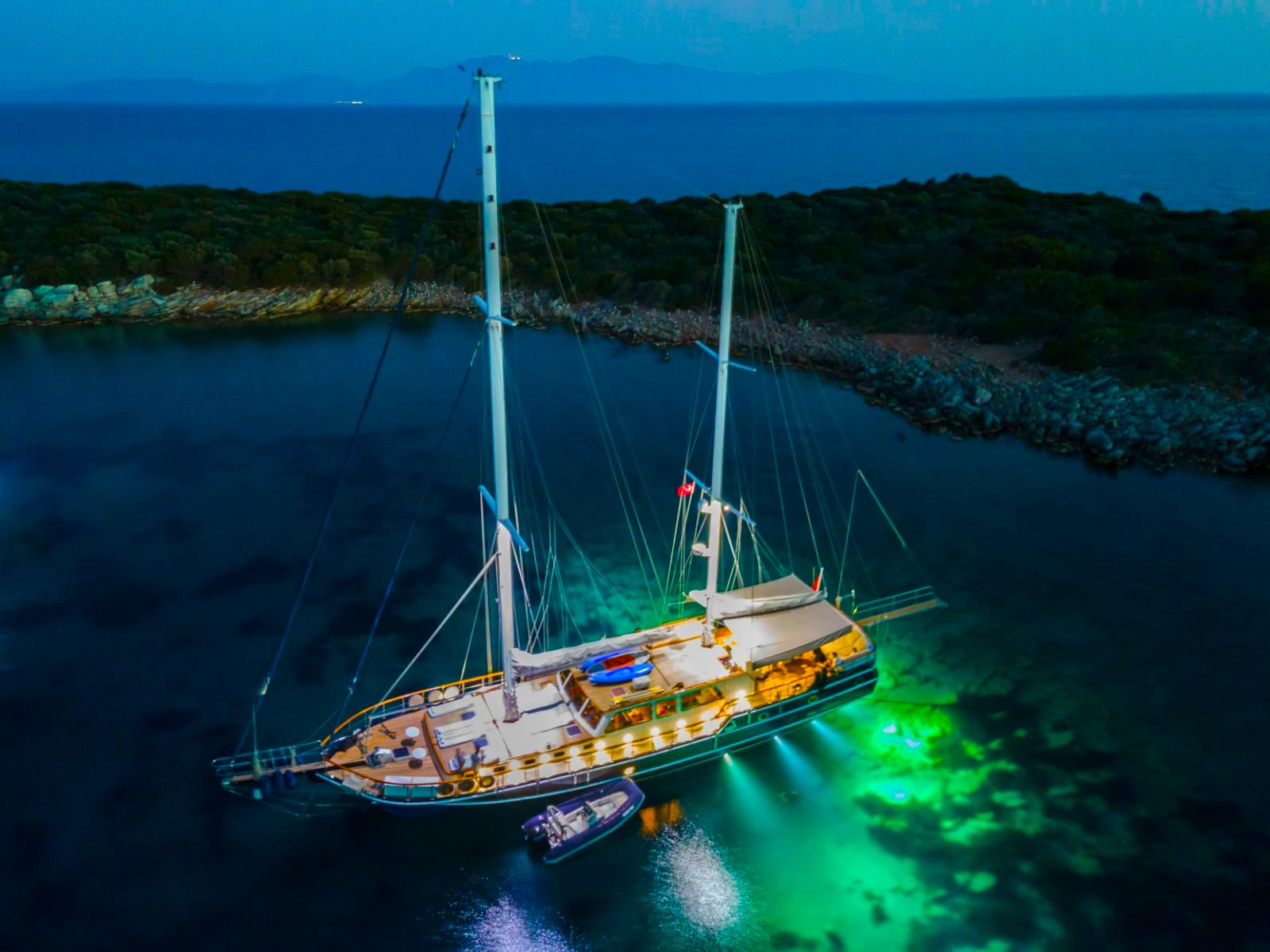 Lights in the evening onboard the Dea Del Mare gulet in Turkey
