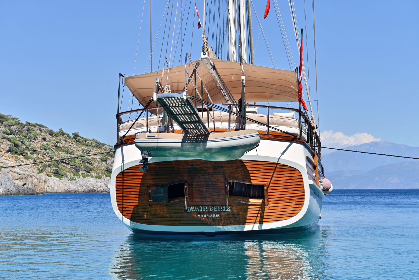 The stern of Derin Deniz in Turkey