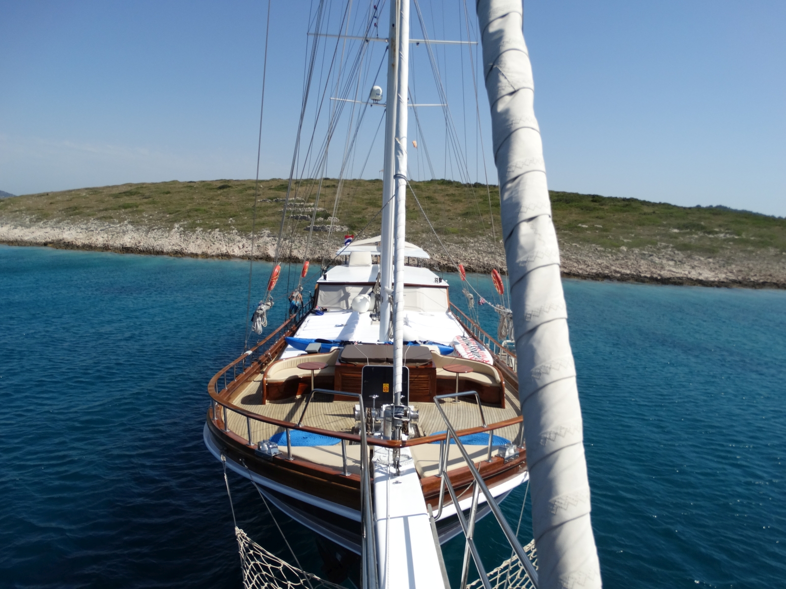 Bow of the Dolce Vita gulet in Croatia