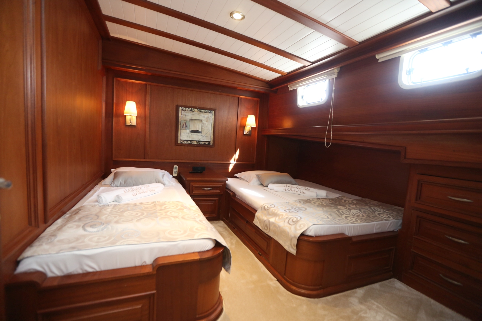 Twin cabin on board the Dolce Vita gulet in Croatia