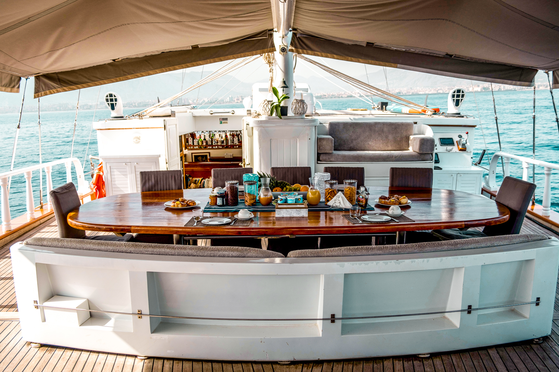 Alfresco dining table onboard the DVI Marije luxury gulet in Italy