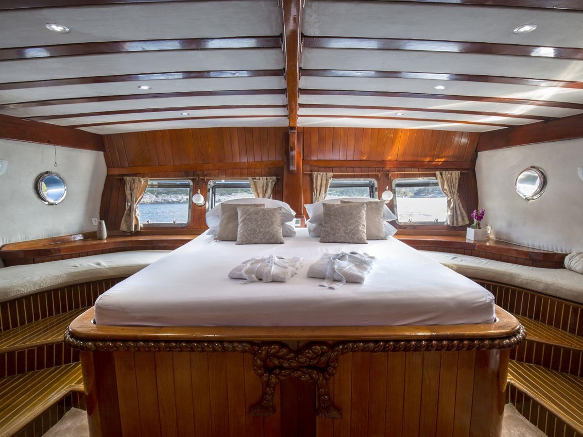 The cabin on board Eleganza
