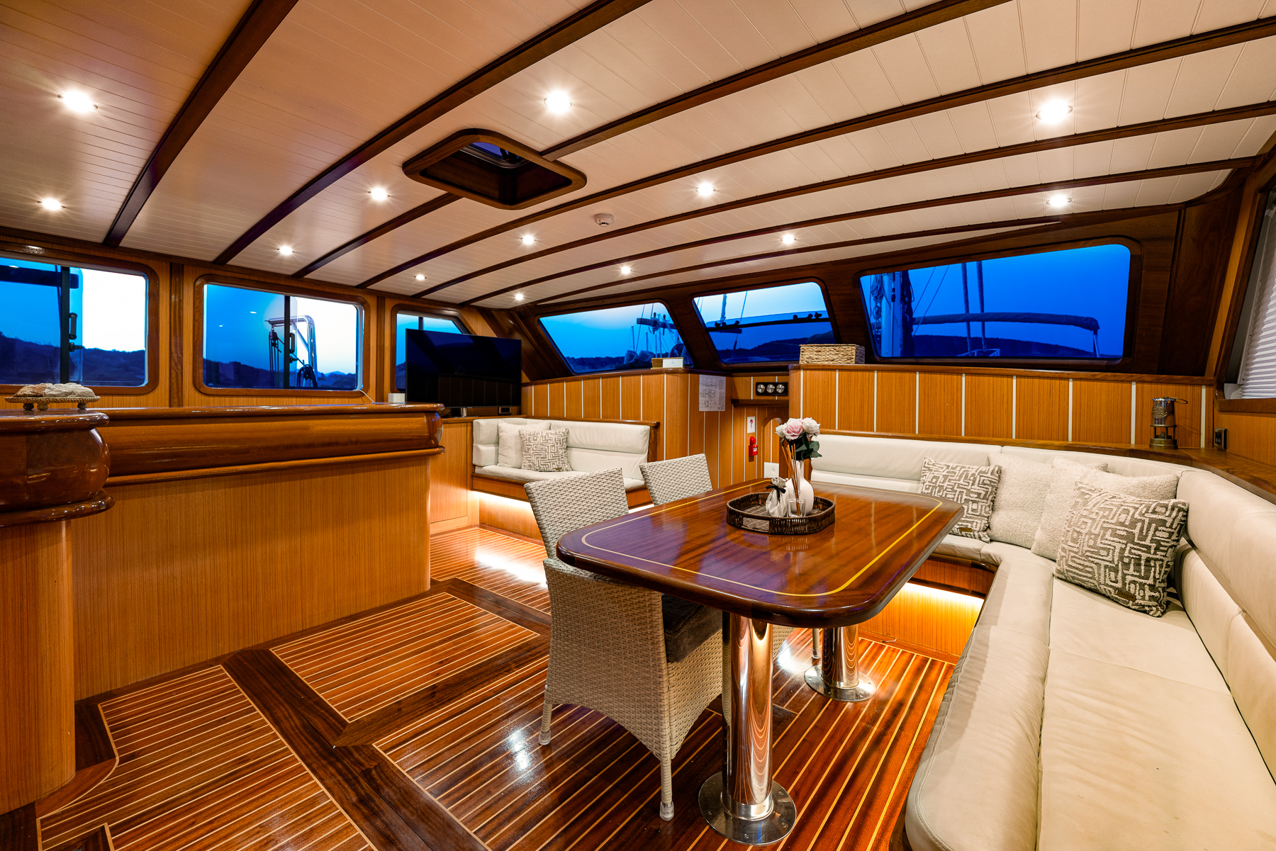 Indoor lounge onboard Gozdem the One luxury yacht in Turkey