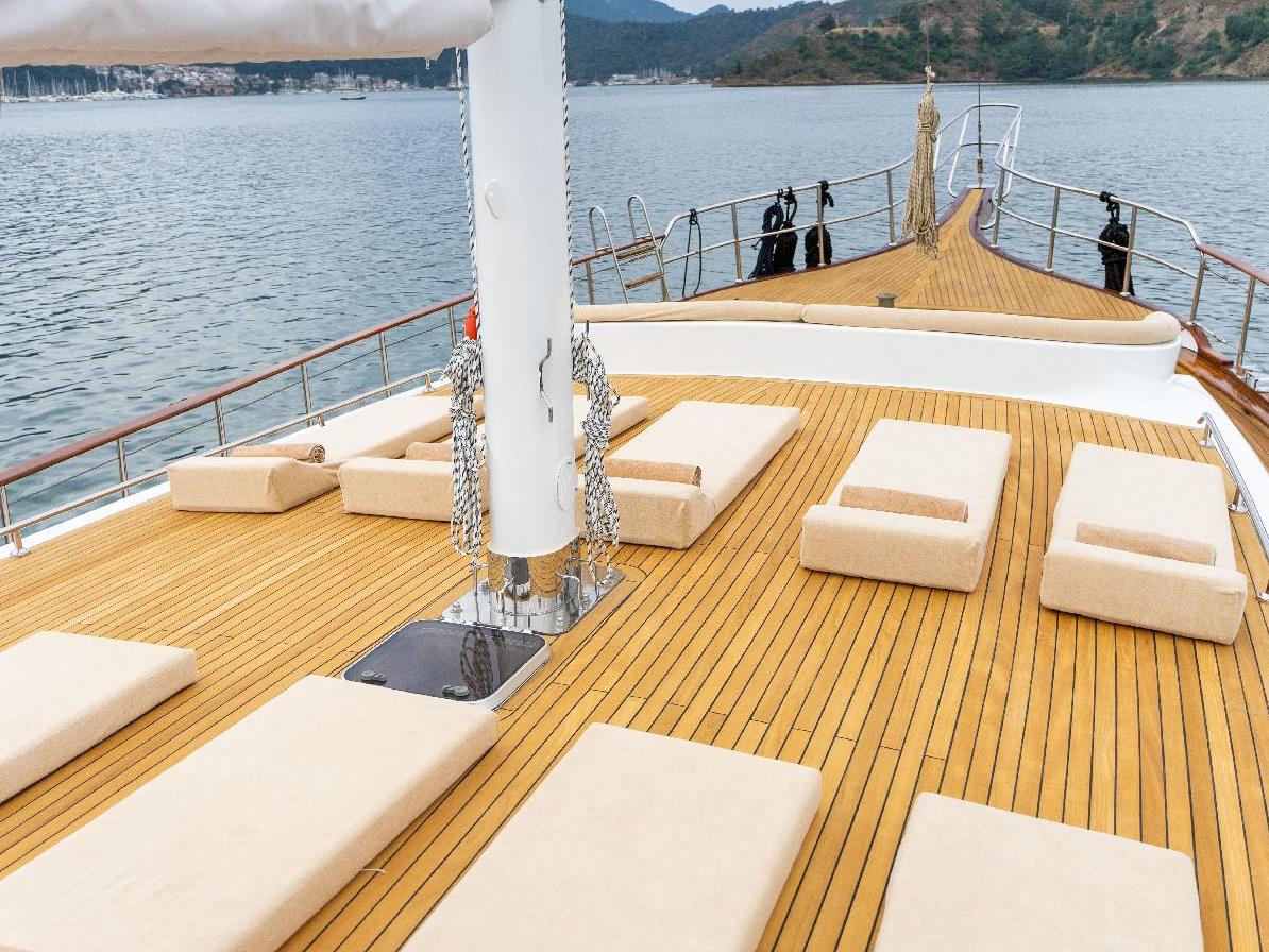 Comfortable sun deck on board the Happy Days gulet in Turkey