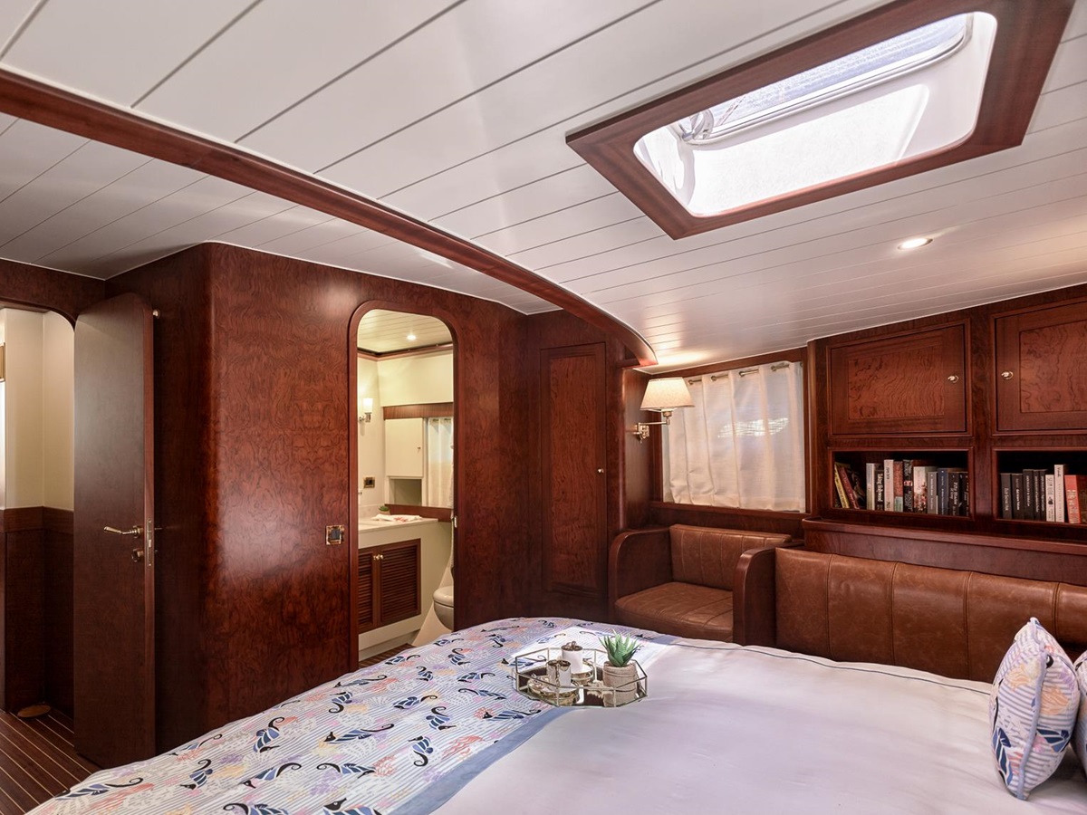 Main cabin onboard the Kaftan luxury gulet in Turkey