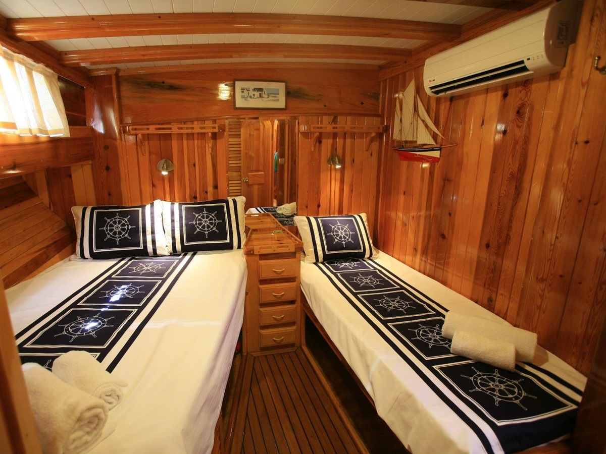 Family cabin on Kaya Guneri I