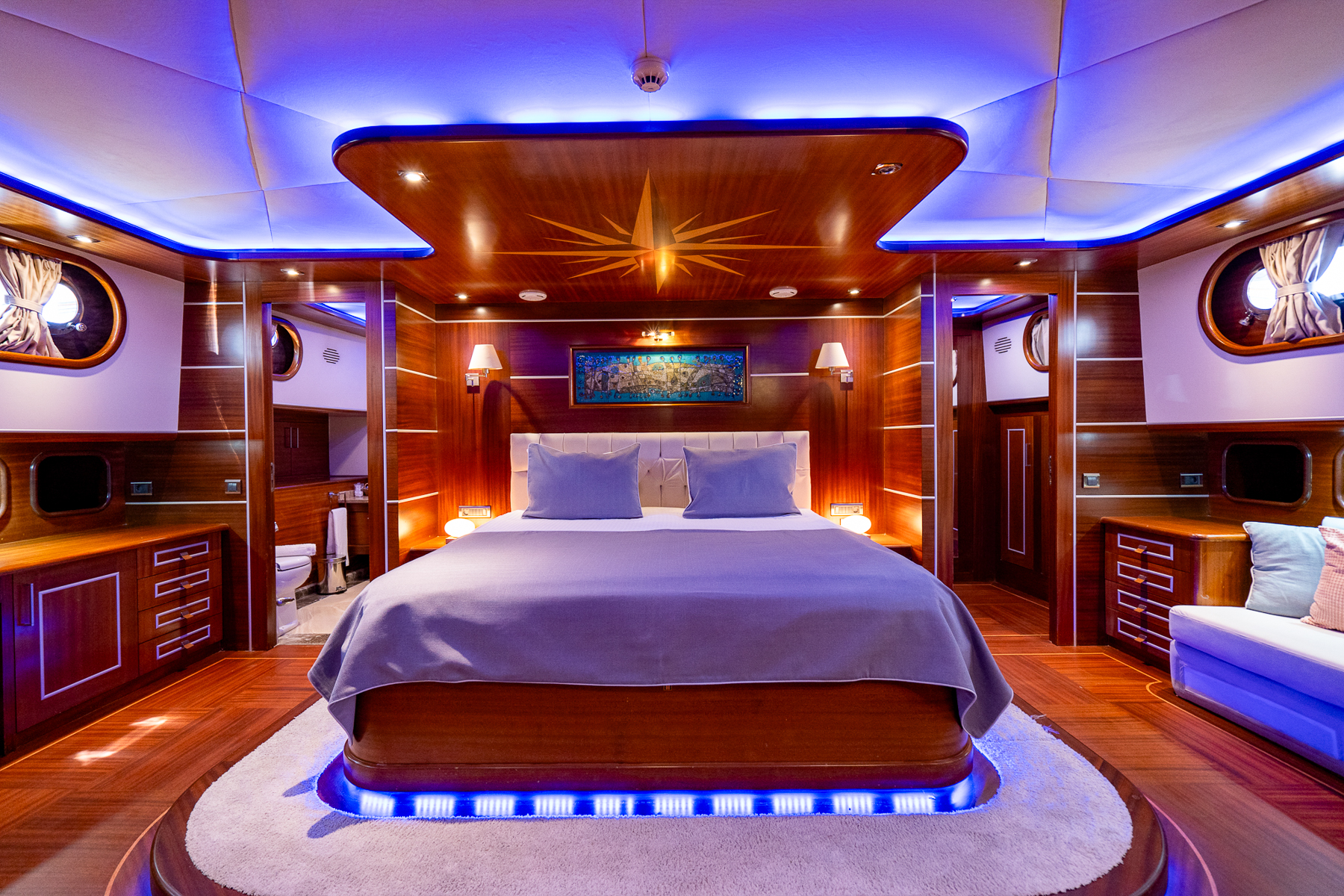 Main cabin bedroom onboard the La Bella Vita luxury yacht in Turkey