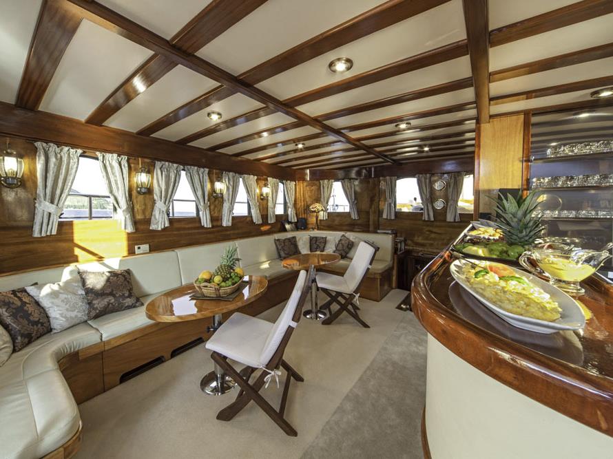 Comfortable salon of the Libra gulet in Croatia