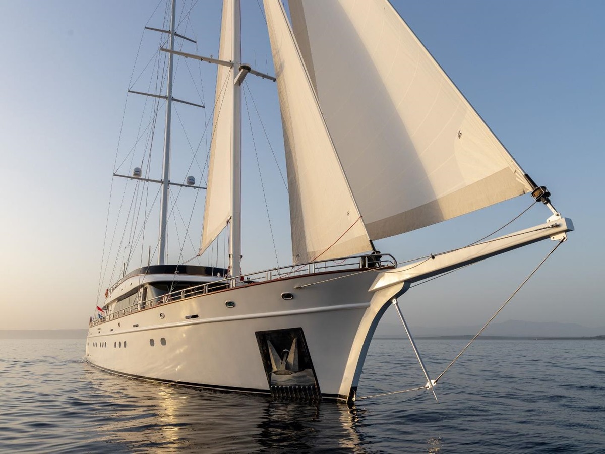 Exterior view of the Love Story gulet with its sails up at sea in Croatia