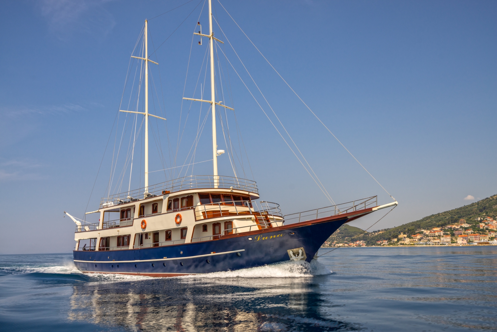 View of luxury gulet Luna from the front while sailing