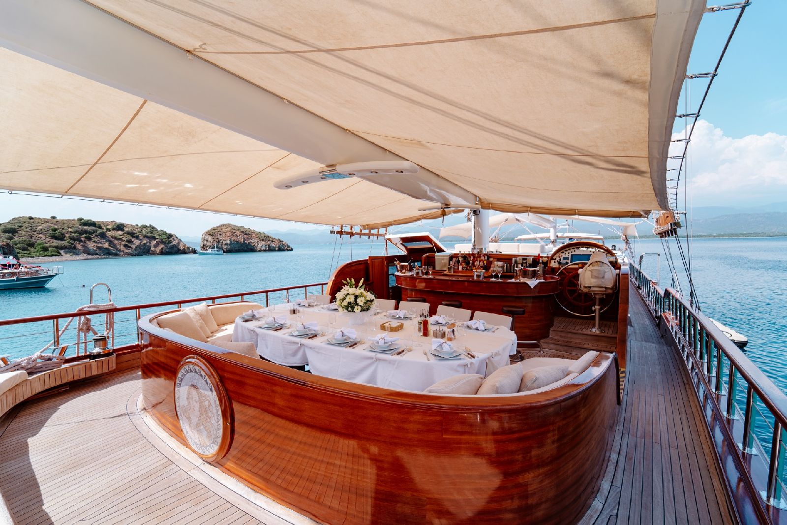 Outdoor dining on the deck on the Lycian Queen gulet in Turkey