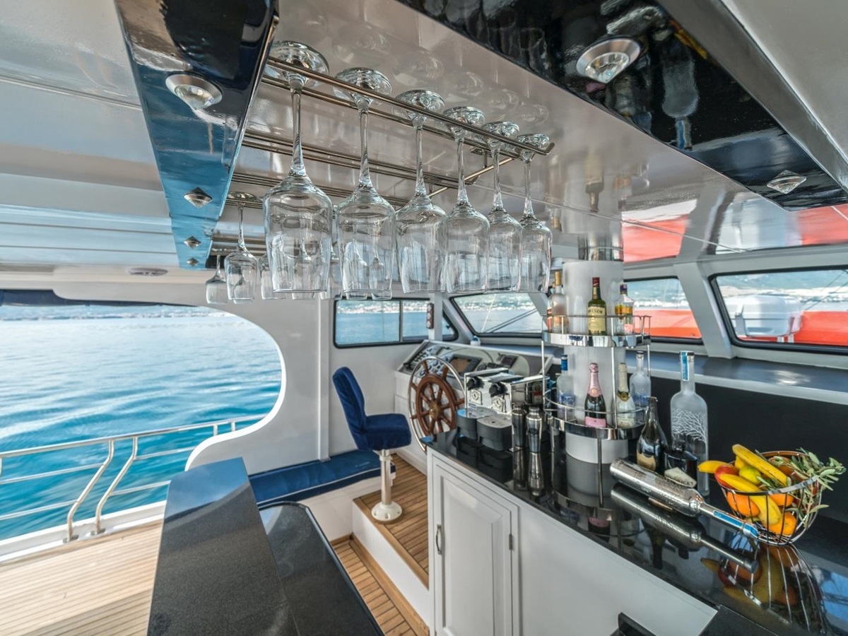 Bar on deck the luxury gulet Maske