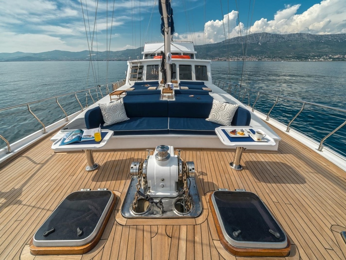 Seating with tables on the deck of the luxury gulet Maske
