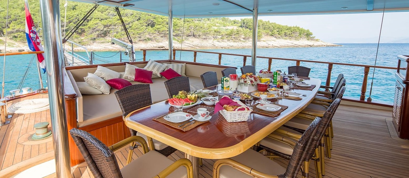 Aft dining on board Morning Star in Croatia