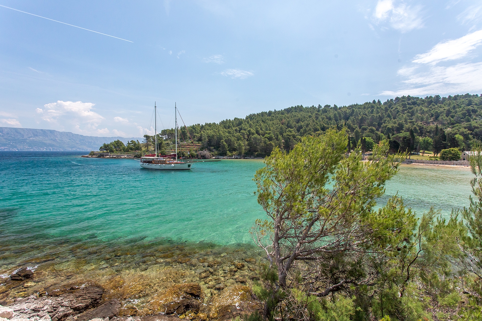 Long shot on turquiose water in Croatia