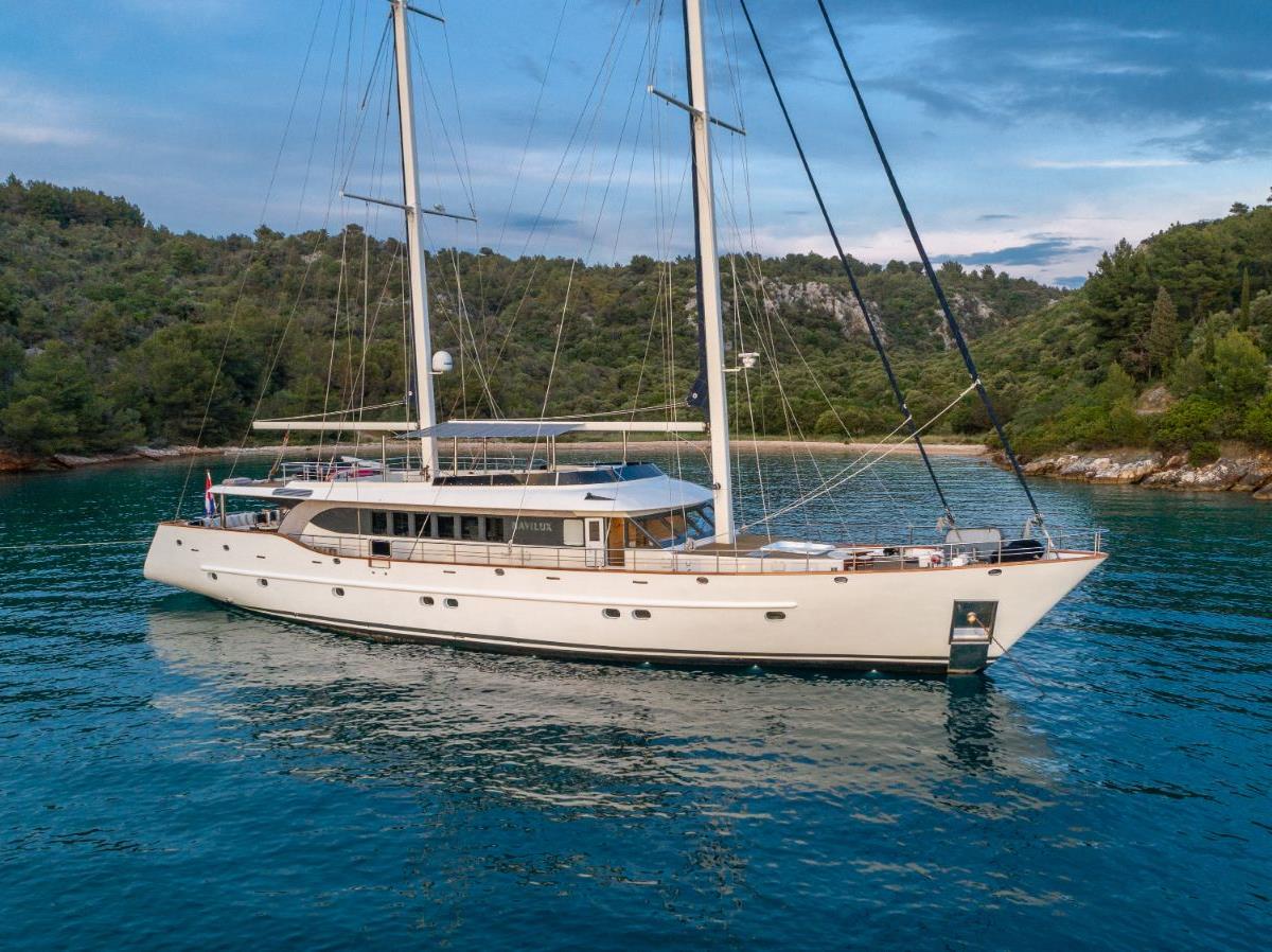 Exterior view of the Navilux gulet in Croatia