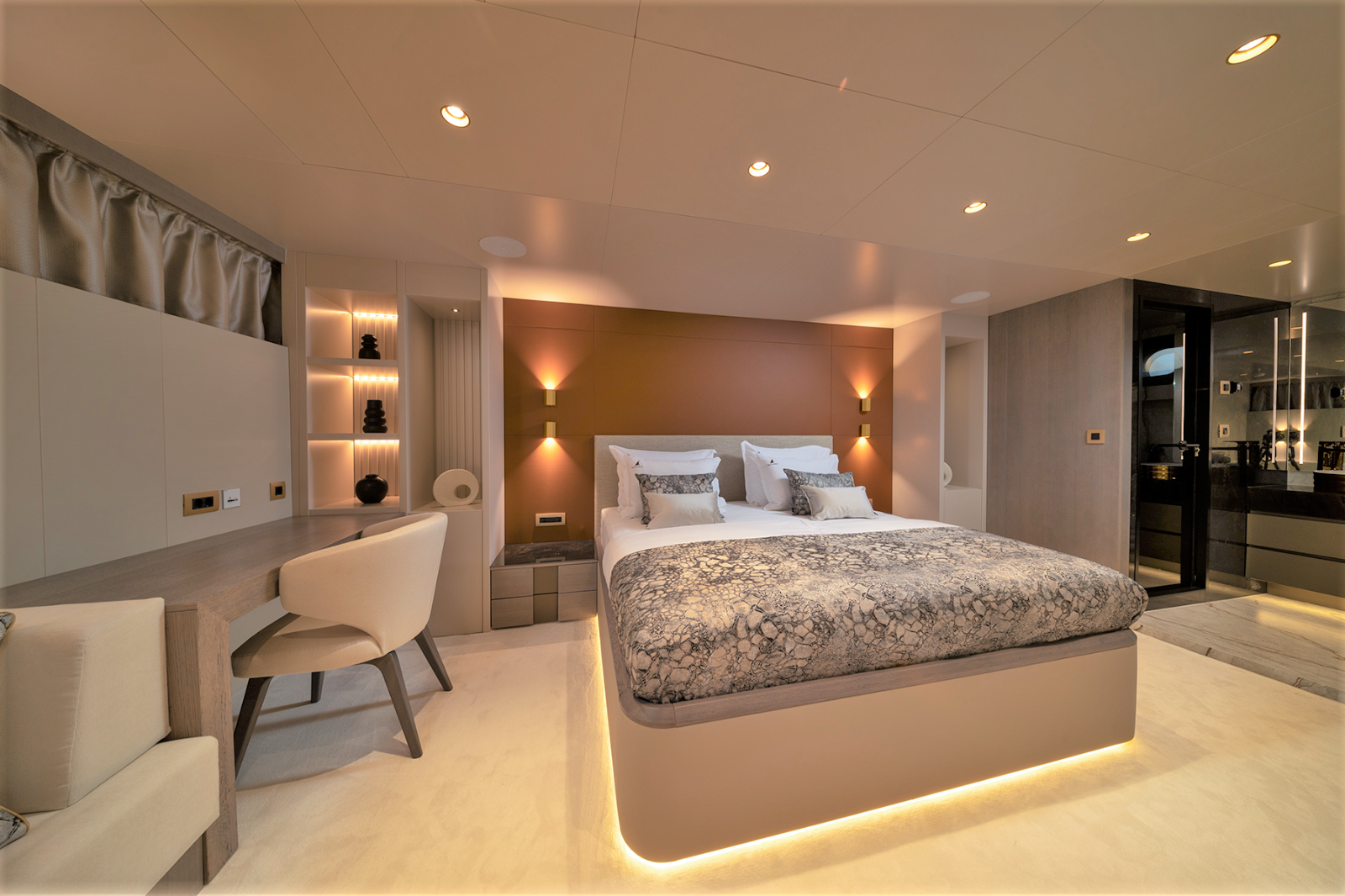 Double cabin onboard the Nocturno gulet in Croatia