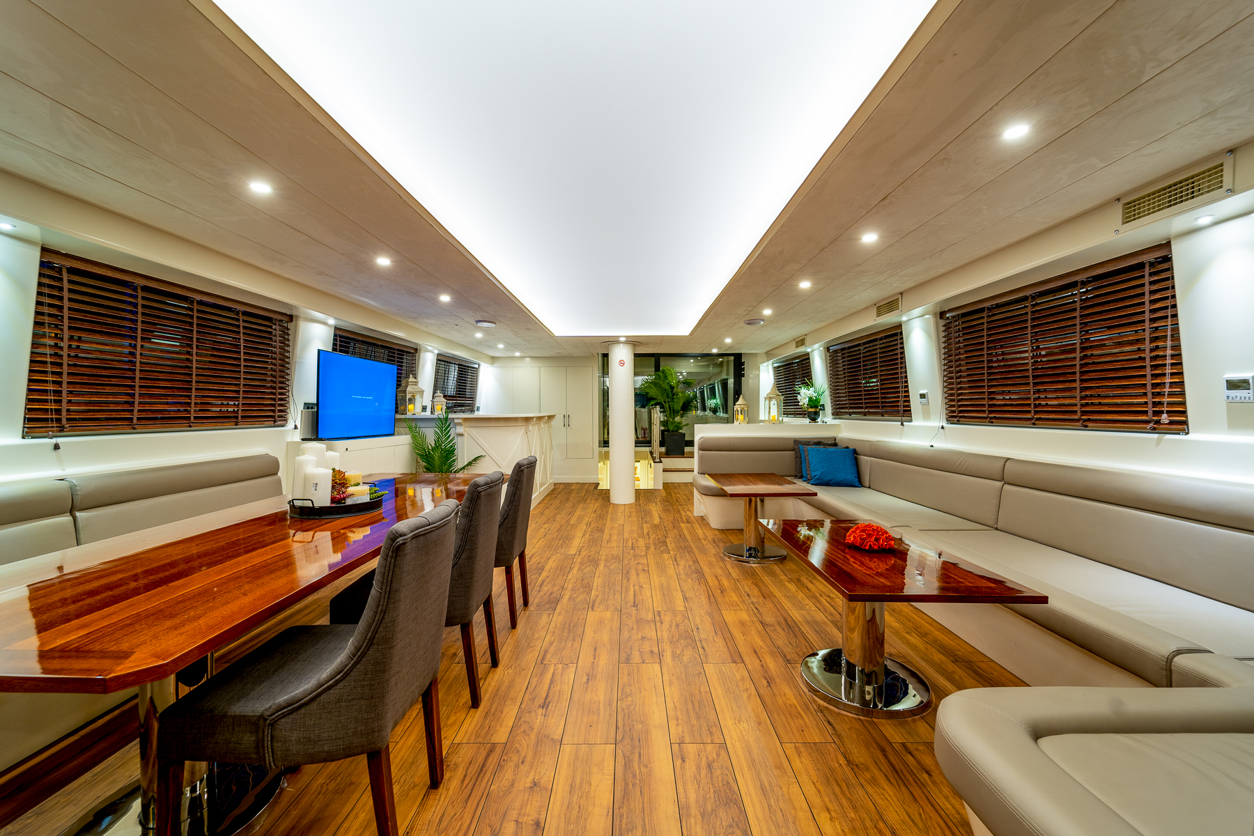 Saloon onboard the Queen of Makri luxury motor sailer in Turkey