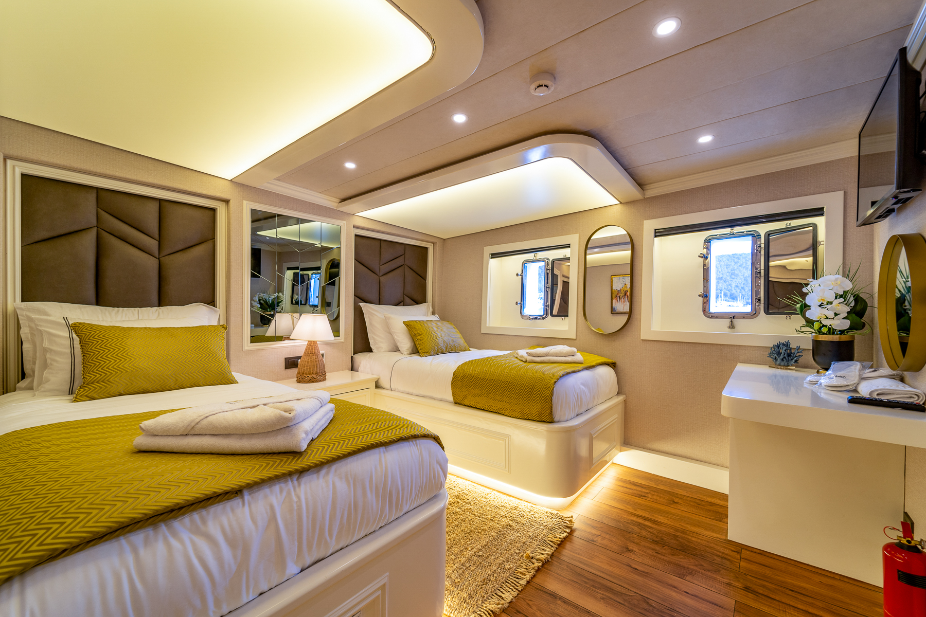 Twin cabin onboard the Queen of Makri luxury motor sailer in Turkey