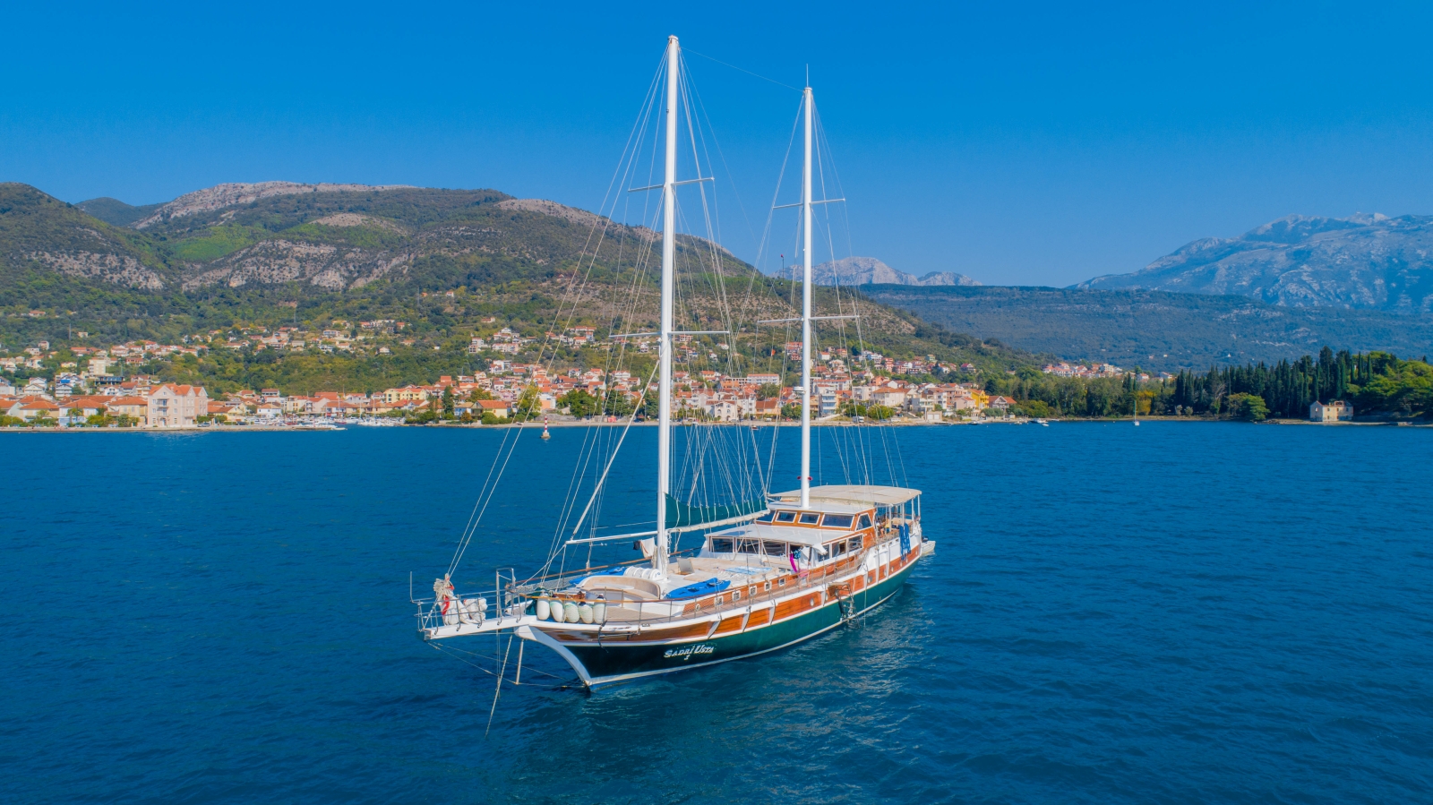 Exterior view of the Sadri Usta I luxury gulet in Montenegro