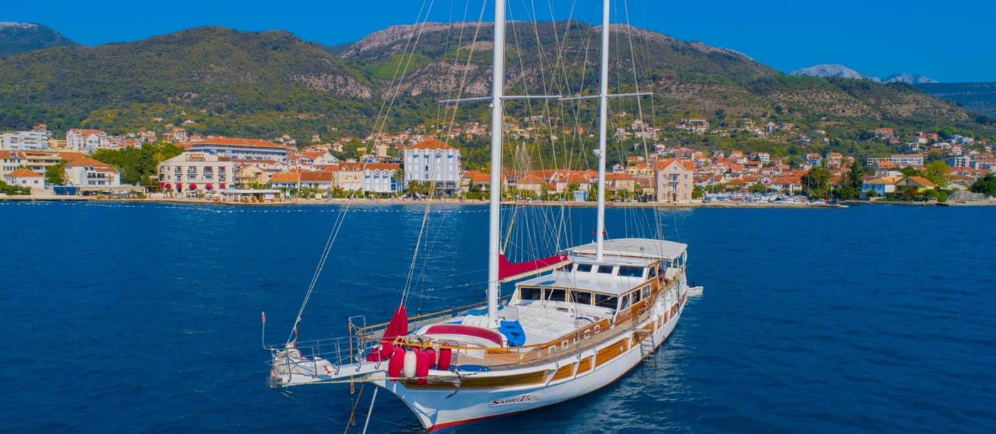 luxury gulet Sadri Usta on the Croatian coast