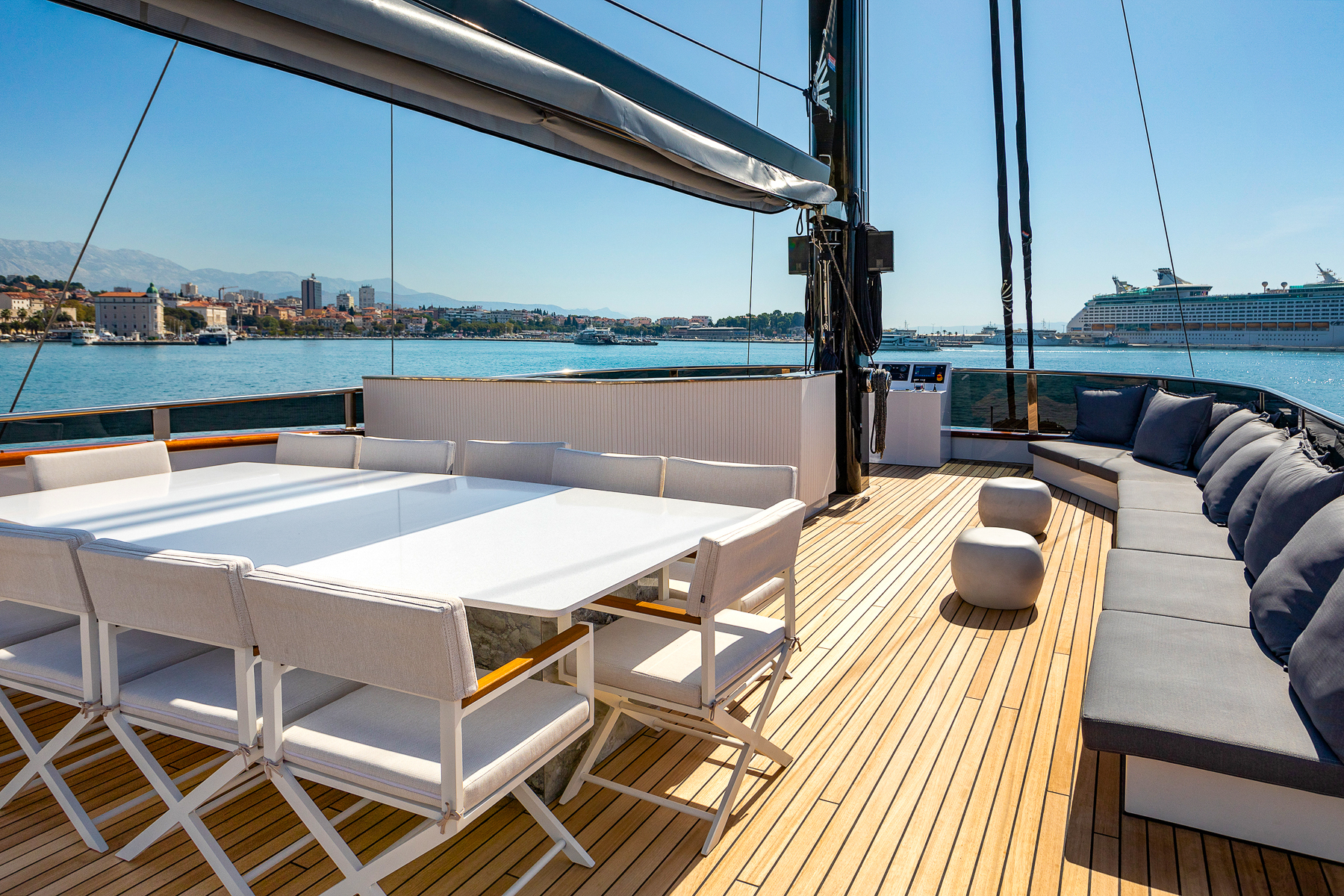 Alfresco lounge onboard the Scorpios luxury motor sailer in Croatia