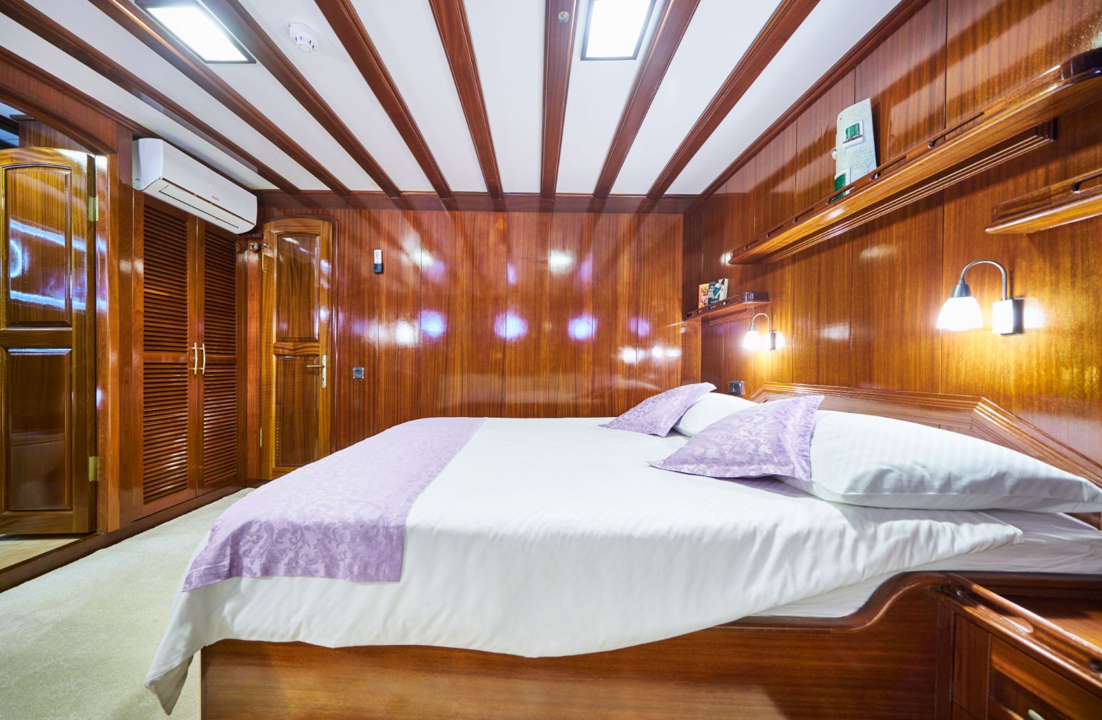 Pink double cabin onboard the Stella Maris gulet in Croatia