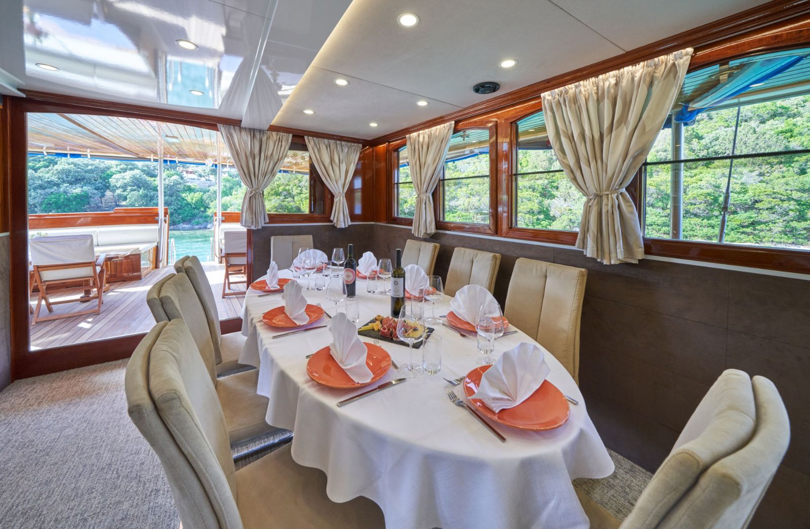 Dining table onboard the Tajna Mora gulet in Croatia