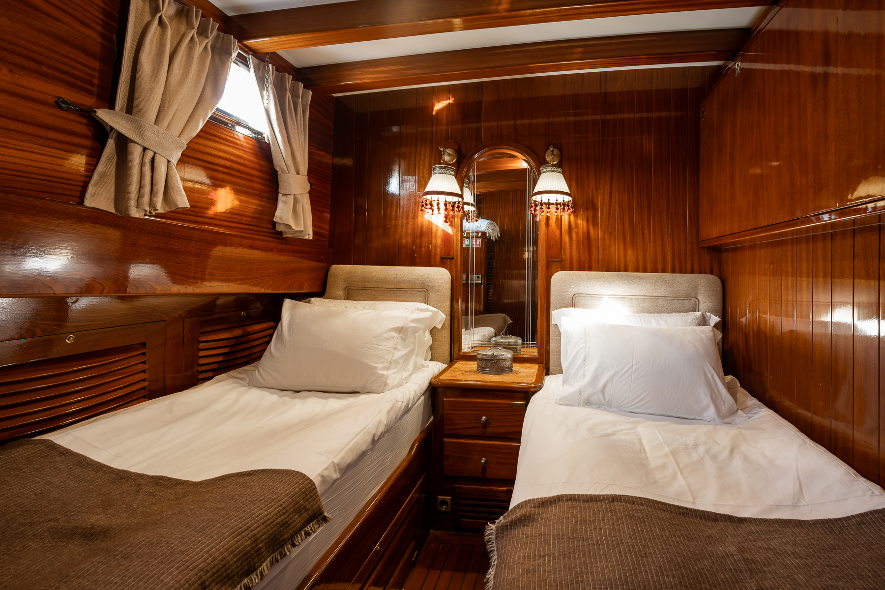 Twin cabin onboard the Torini luxury gulet in Turkey