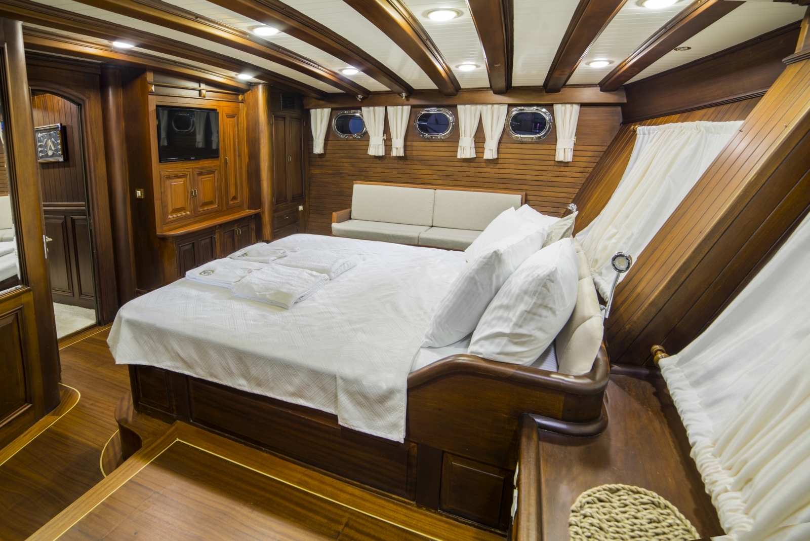 Master cabin on board Wicked Felina in Turkey